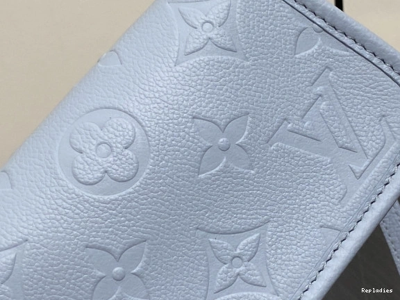 Cheap CM Diane-19*10.5*6 VUITTON LOUIS Nano 0824